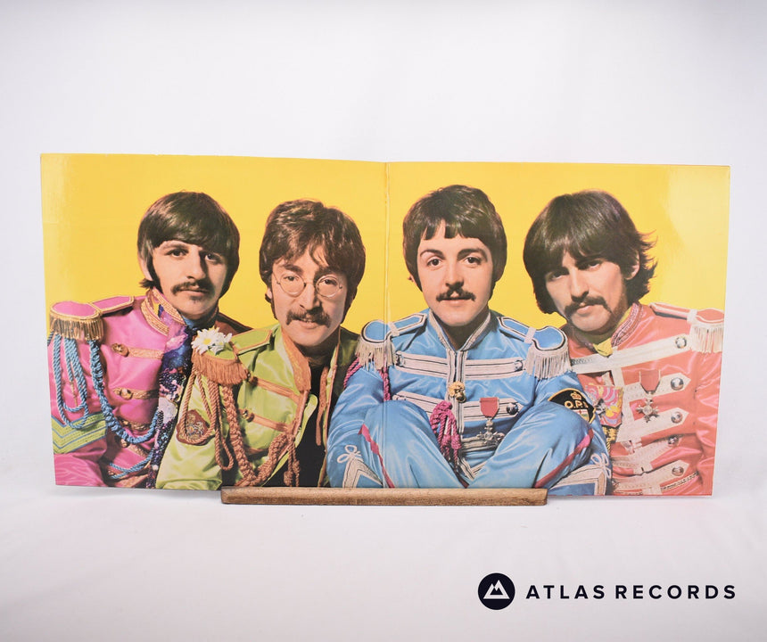 The Beatles - Sgt. Pepper's Lonely Hearts Club Band - LP Vinyl Record - EX/EX