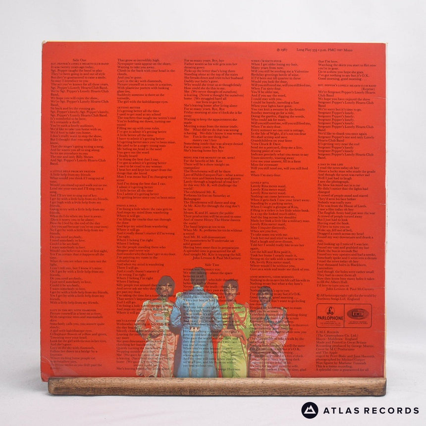 The Beatles - Sgt. Pepper's Lonely Hearts Club Band - LP Vinyl Record
