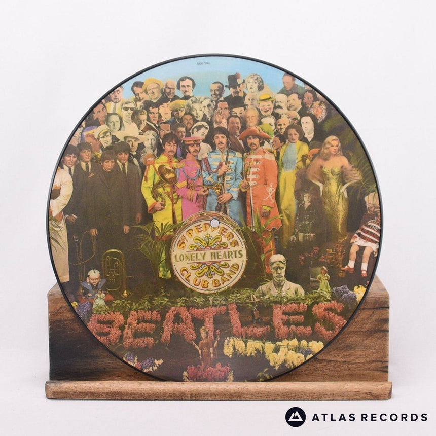 The Beatles - Sgt. Pepper's Lonely Hearts Club Band - LP Vinyl Record - EX/EX