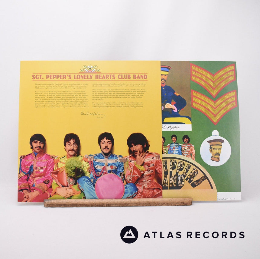 The Beatles - Sgt. Pepper's Lonely Hearts Club Band - 2 x LP Vinyl Record