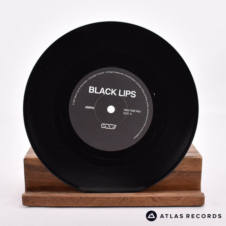 The Black Lips - Veni Vidi Vici - Embossed Sleeve 7" Vinyl Record - NM/NM