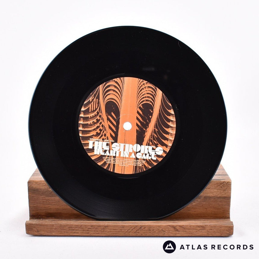 The Strokes - Heart In A Cage - 7" Vinyl Record - NM/NM