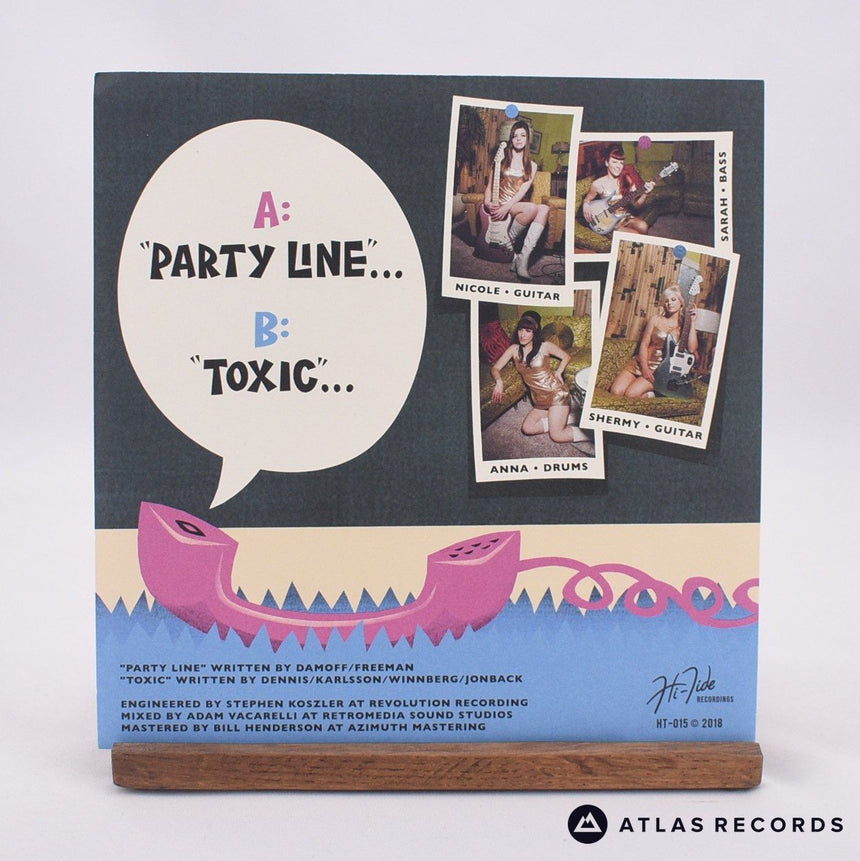 The Surfrajettes - Party Line - 7" Vinyl Record - NM/EX