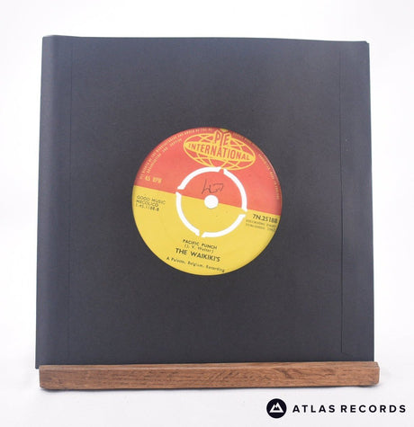 The Waikiki's - Hilo Kiss - 7" Vinyl Record - EX