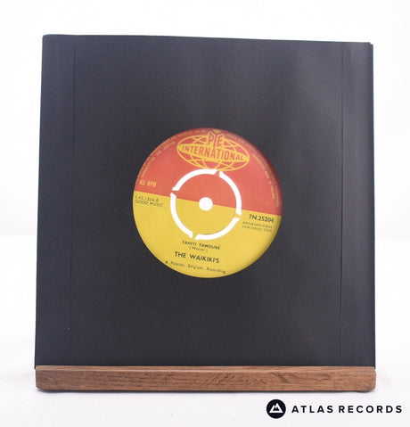 The Waikiki's - Tiki Tiki Puka - 7" Vinyl Record - VG+