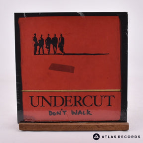 Undercut Don't Walk 7" Vinyl Record - Front Cover & Record