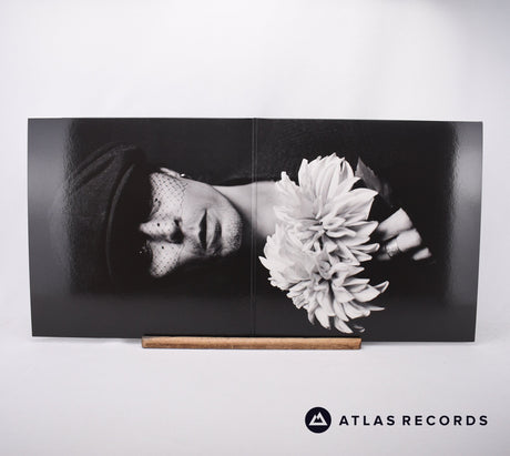 VV - Neon Noir - 180G Clear A B C D 2 x LP Vinyl Record - NM/NM