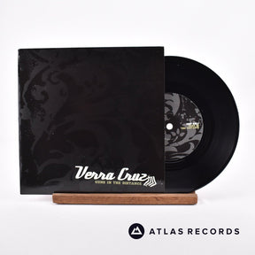Verra Cruz Guns In The Distance 7" Vinyl Record - Front Cover & Record