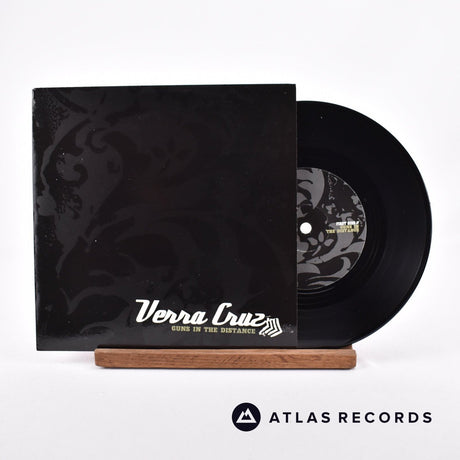 Verra Cruz Guns In The Distance 7" Vinyl Record - Front Cover & Record