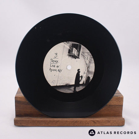 Vlure - Shattered Faith - 7" Vinyl Record - NM/NM