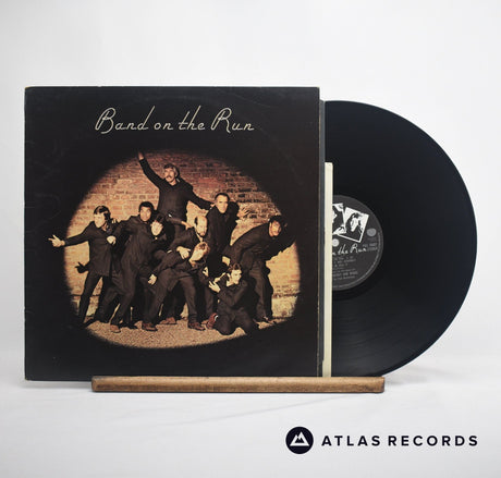 Wings Band On The Run LP Vinyl Record - Front Cover & Record