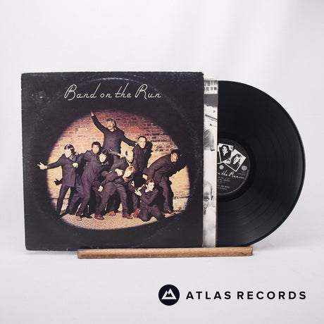 Wings Band On The Run LP Vinyl Record - Front Cover & Record