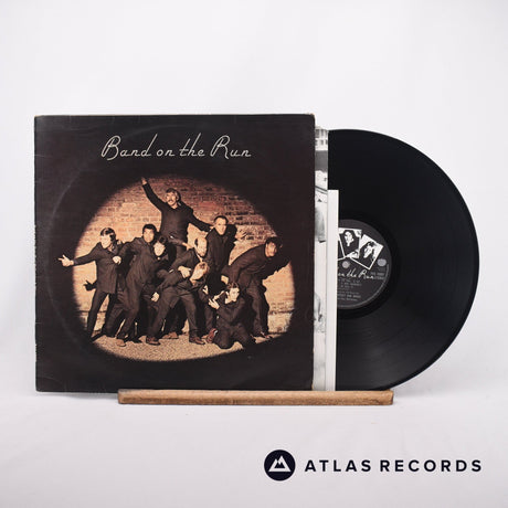 Wings Band On The Run LP Vinyl Record - Front Cover & Record