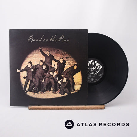 Wings Band On The Run LP Vinyl Record - Front Cover & Record