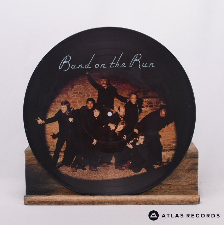 Wings - Band On The Run - Die-Cut Sleeve LP Vinyl Record - EX/VG+
