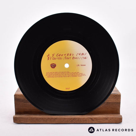 Yeah Yeah Yeahs - Y Control - 7" Vinyl Record - NM/NM