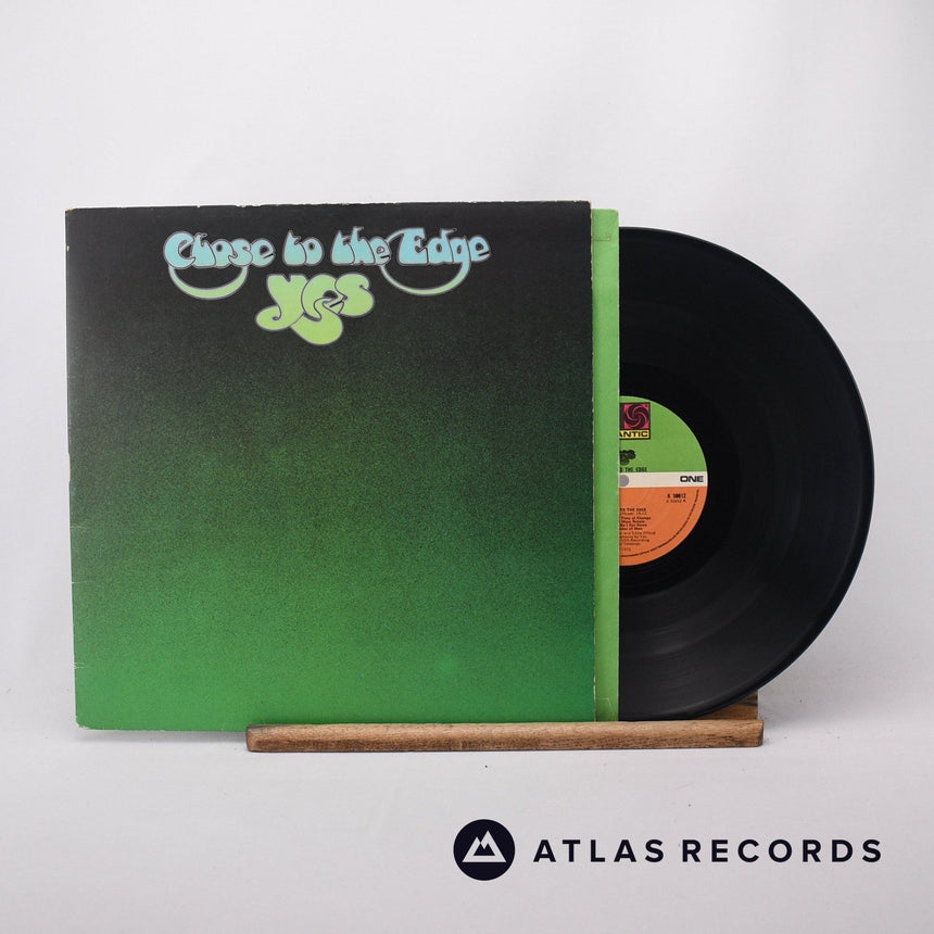 Yes Close To The Edge LP Vinyl Record - Front Cover & Record