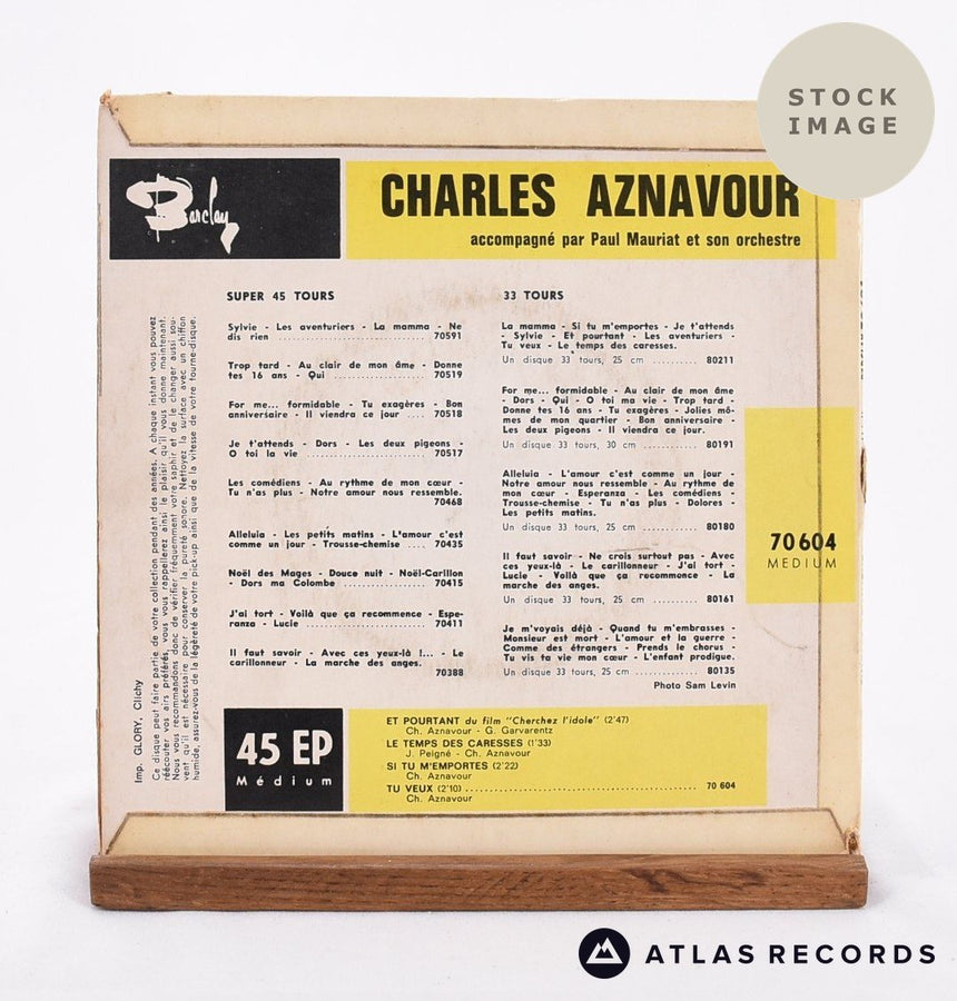 Charles Aznavour Et Pourtant Vinyl Record - Reverse Of Sleeve