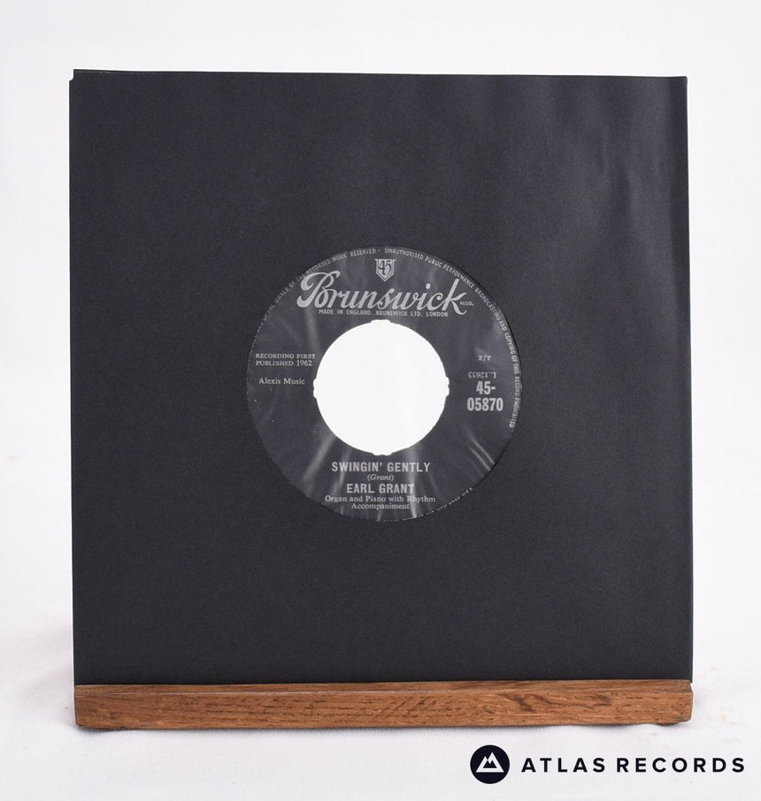Earl Grant Swingin' Gently 7" Vinyl Record - In Sleeve