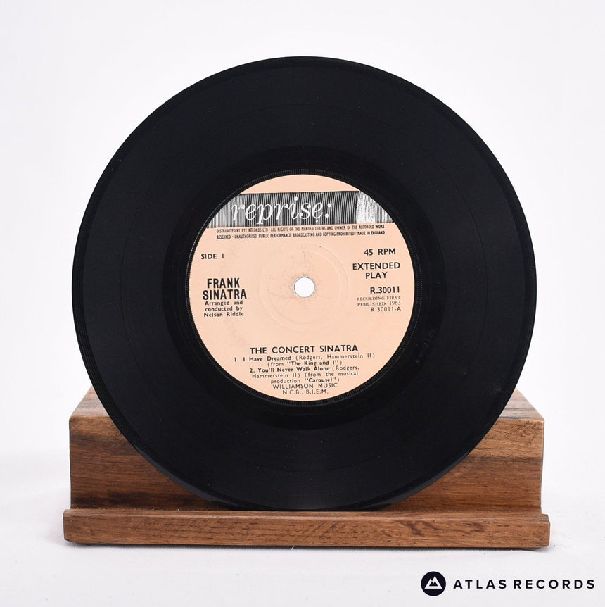 Frank Sinatra - The Concert Sinatra - 7" Vinyl Record - VG+/VG+
