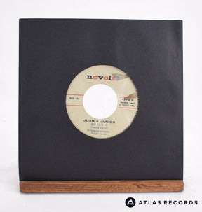Juan & Junior Nos Falta Fé 7" Vinyl Record - In Sleeve