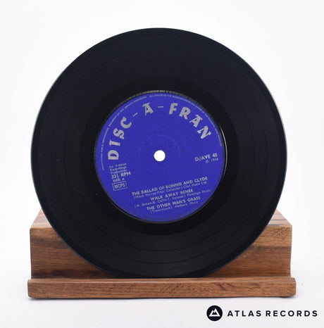 The Clive Allan Orchestra And Singers - Daydream Believer - 7" LP Vinyl Record - VG+/VG+
