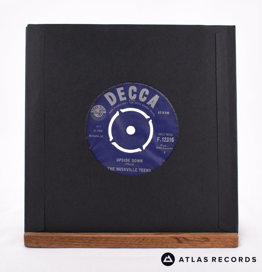 The Nashville Teens - The Hard Way / Upside Down - 7" Vinyl Record - VG