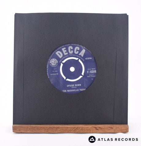The Nashville Teens - The Hard Way / Upside Down - 7" Vinyl Record - VG