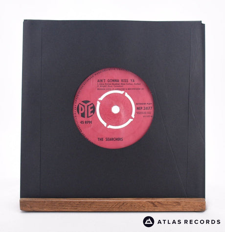 The Searchers - Ain't Gonna Kiss Ya - 7" EP Vinyl Record - VG+